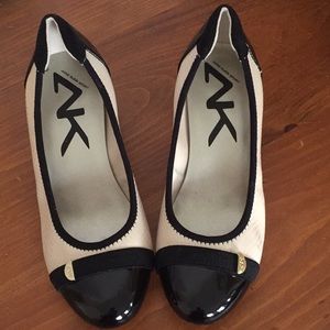 And Klein sport woman’s leather dress pump.